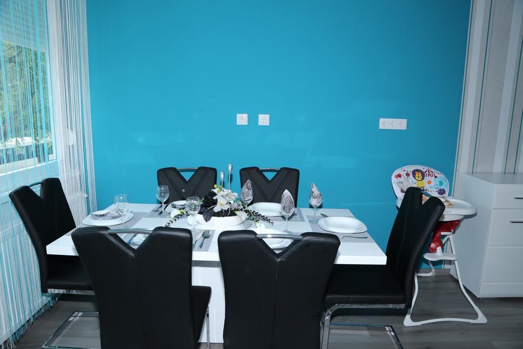 Szofi Apartman Hajduszoboszlo Bagian luar foto