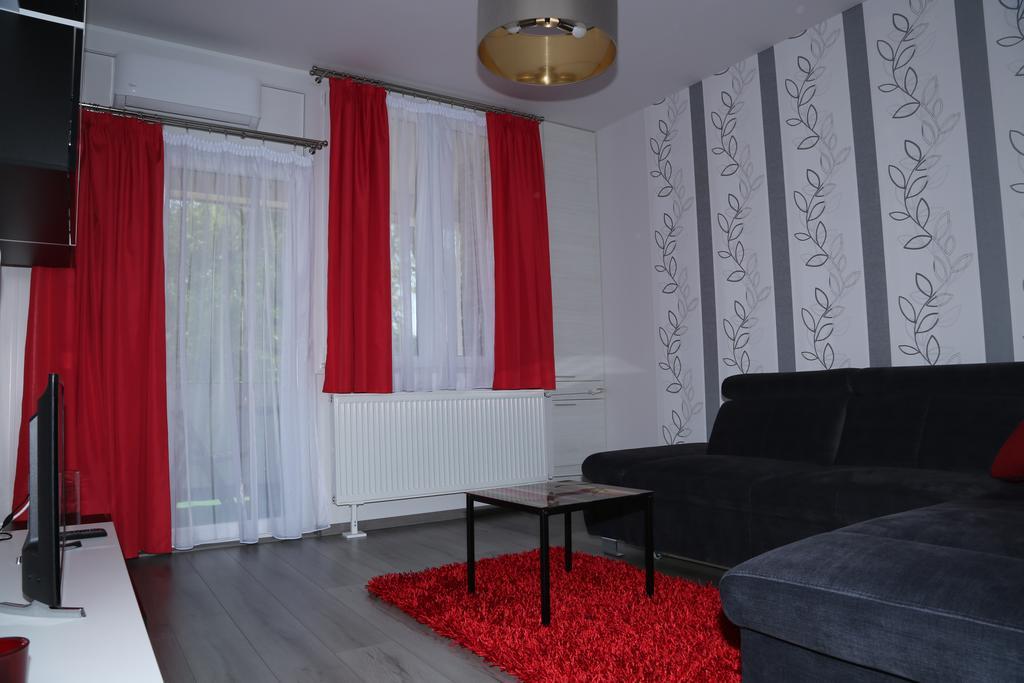 Szofi Apartman Hajduszoboszlo Bagian luar foto
